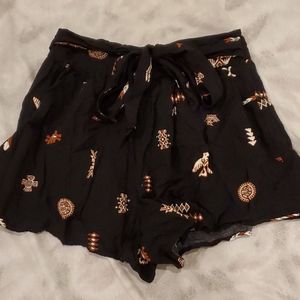 High-waisted Shorts with Bow